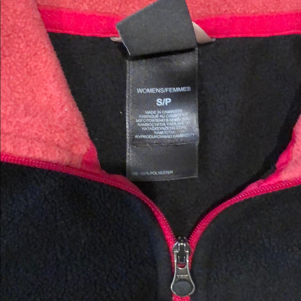 North face black light weight fleece - Picture 3 of 3